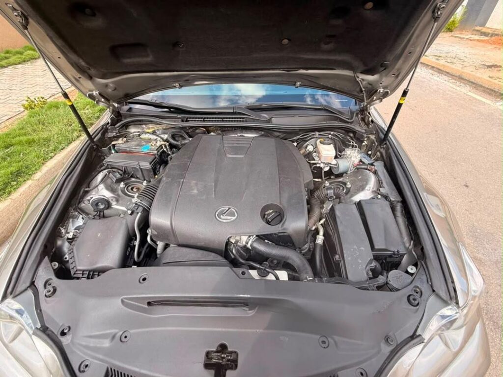 DIRECT BELGIUM LEXUS iS250 2015