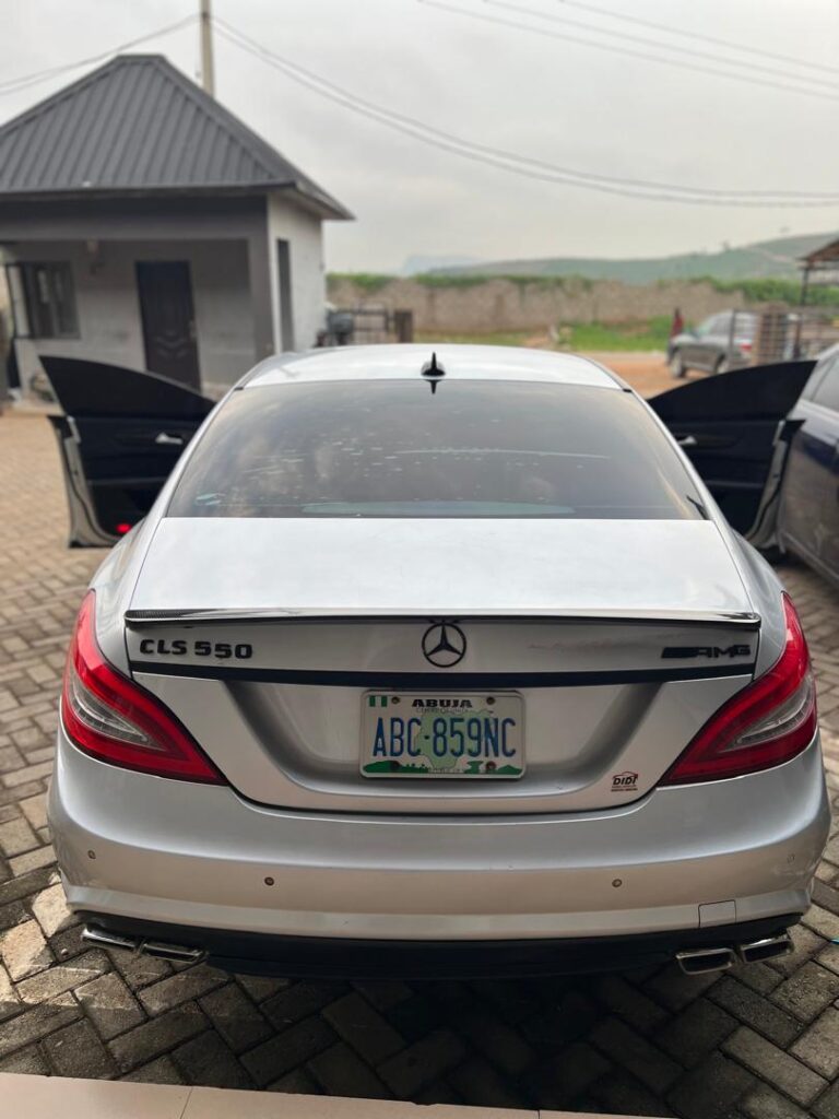 MERCEDES BENZ CLS 550
