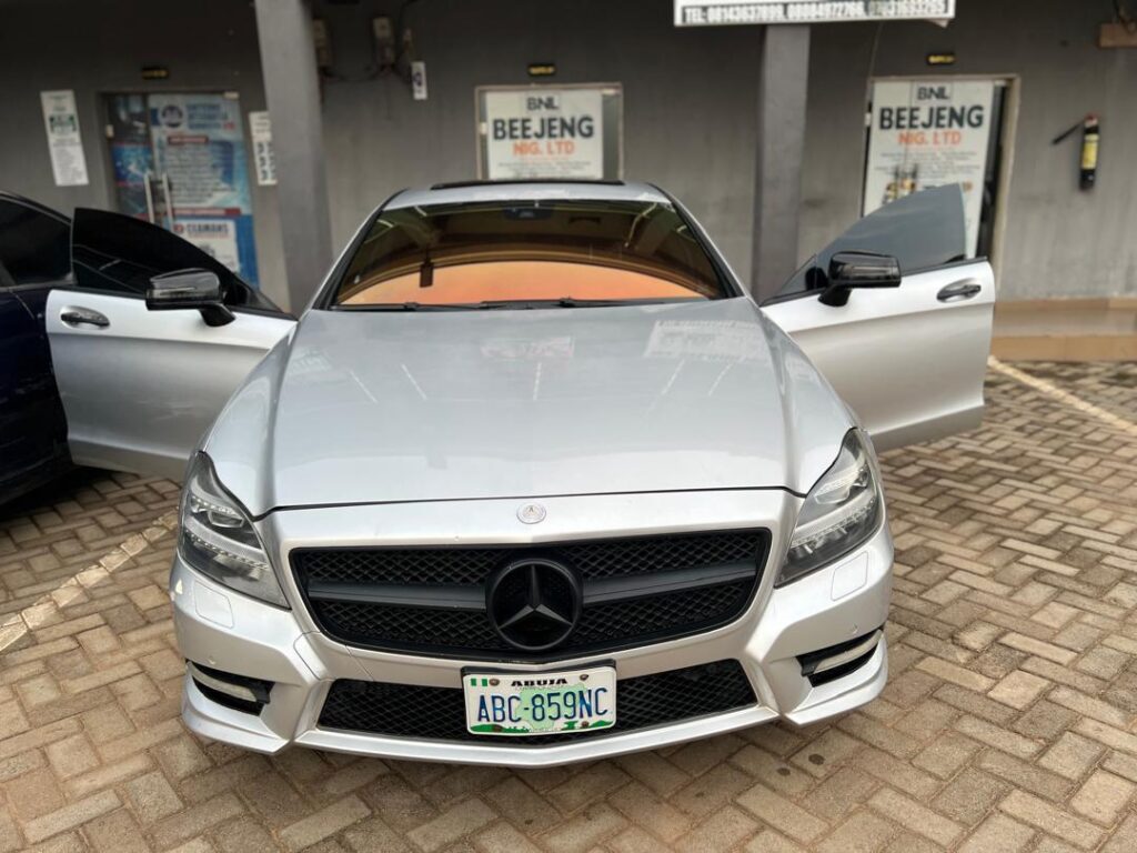 MERCEDES BENZ CLS 550