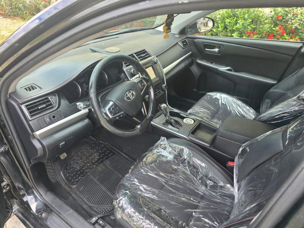 DIRECT BELGIUM 2017 TOYOTA CAMRY