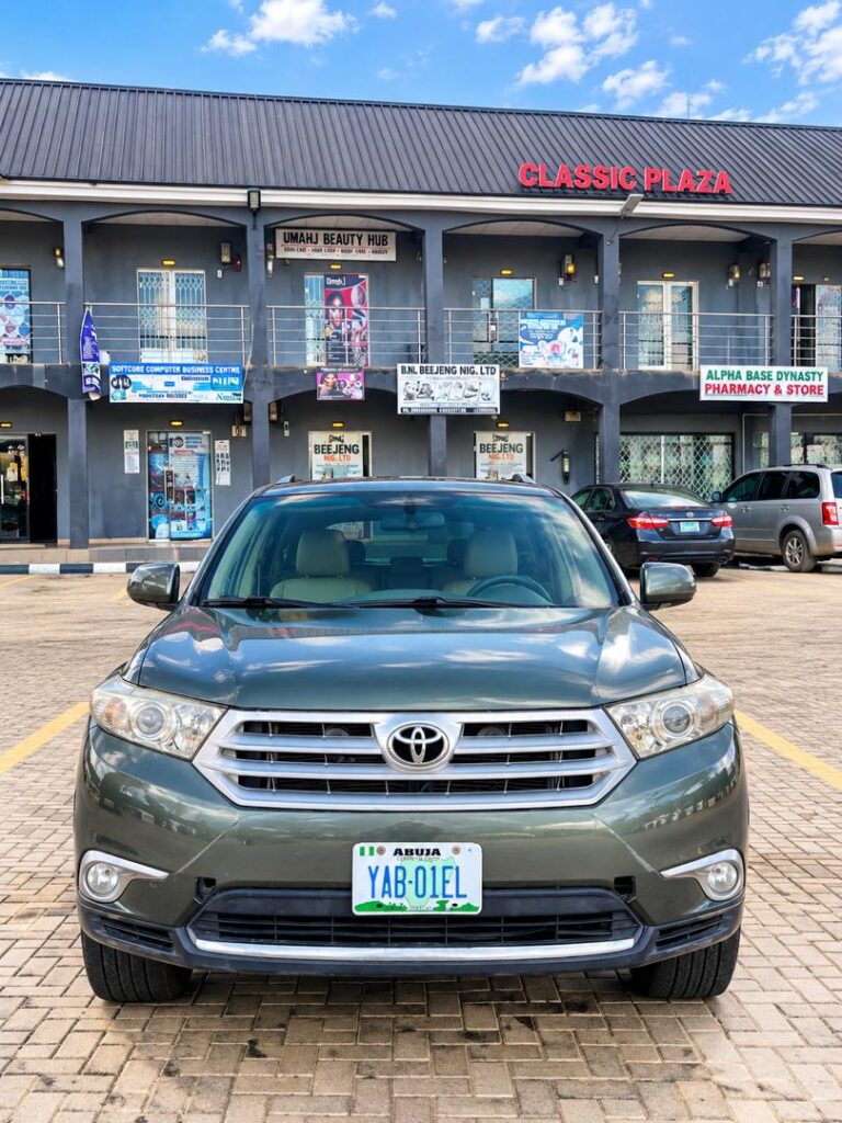 TOYOTA HIGHLANDER 2014