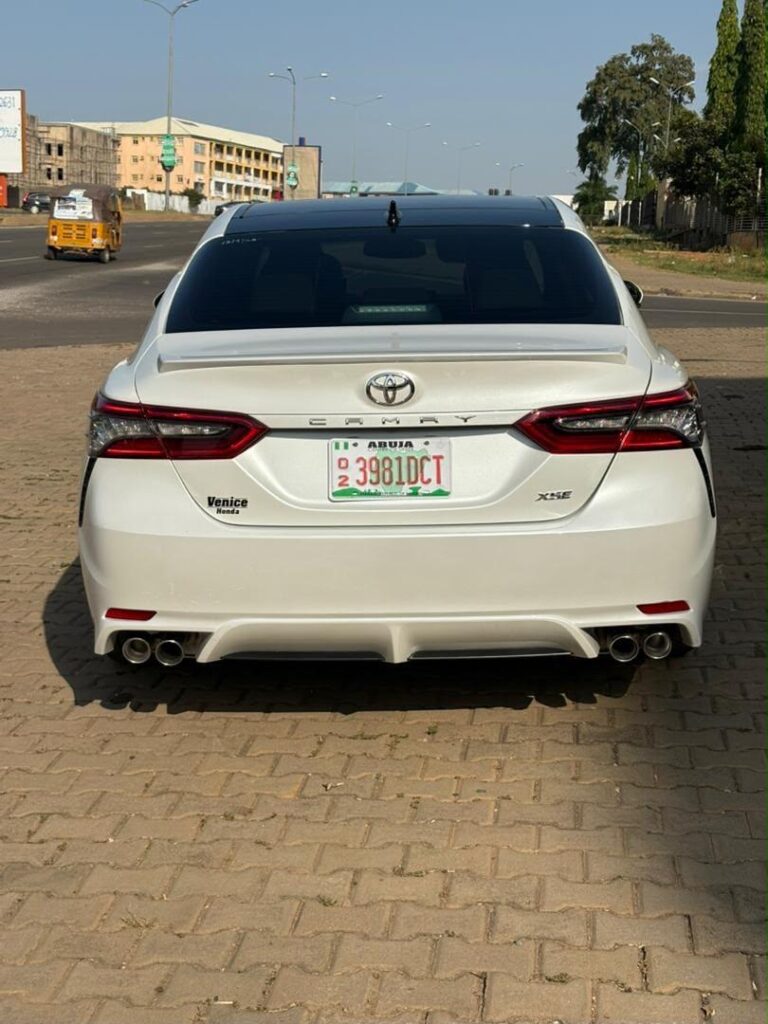DIRECT BELGIUM TOYOTA CAMRY 2021 XSE